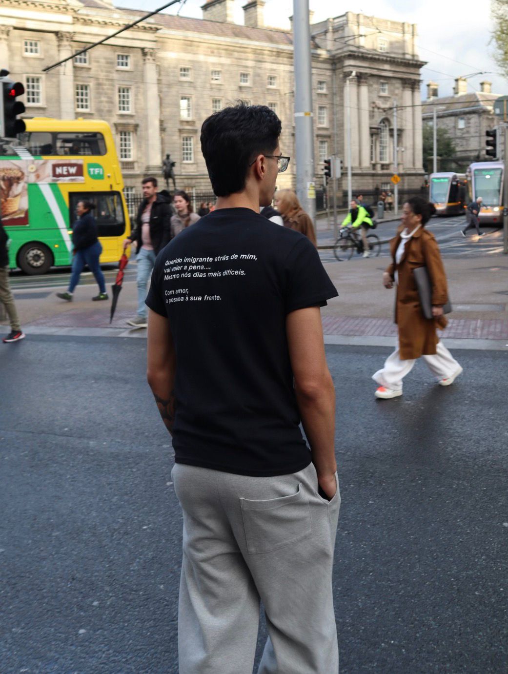 Camiseta do Imigrante Unissex - Preta